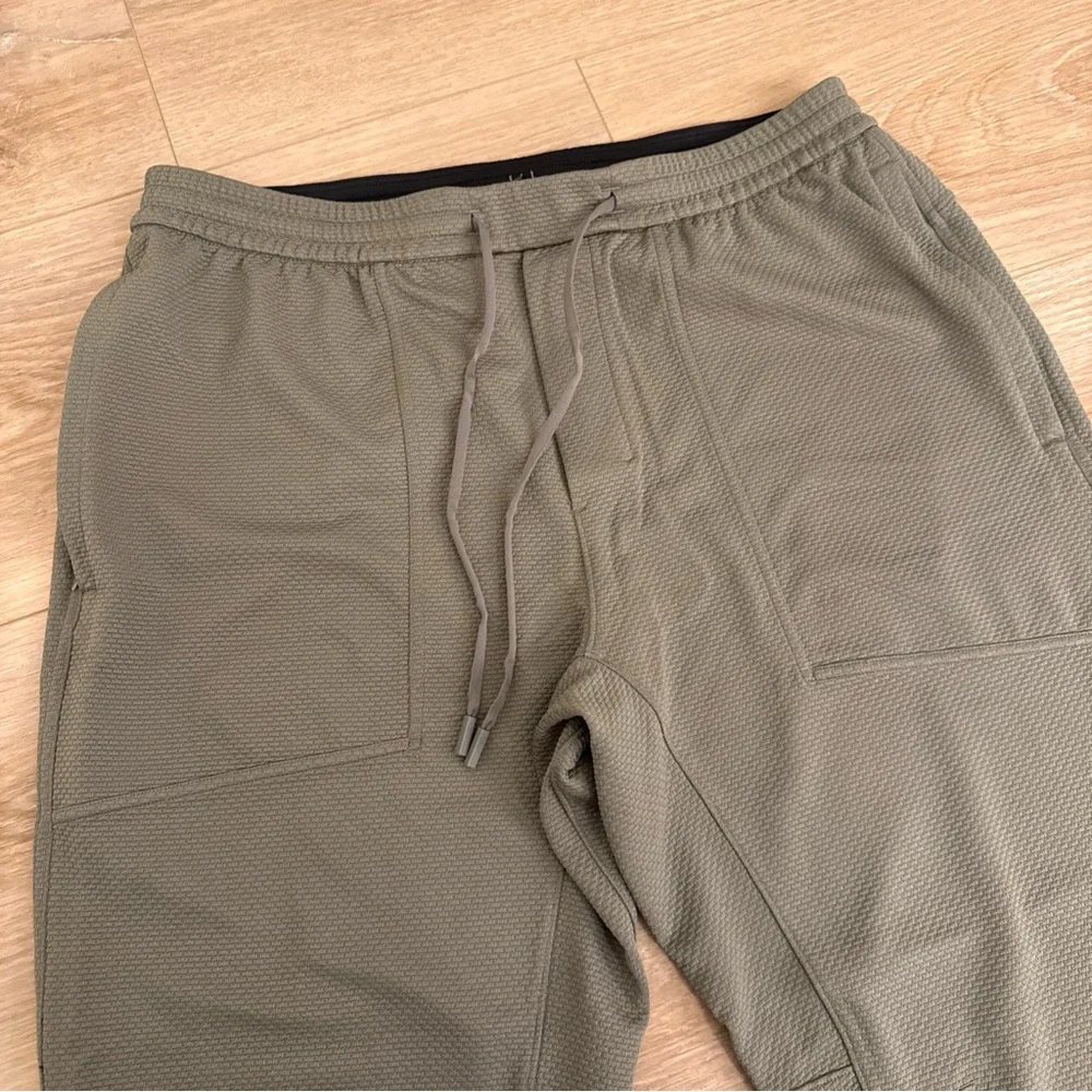 Lululemon Relaxed Fit Train Jogger Size Extra Large Rover - XL Excellent
